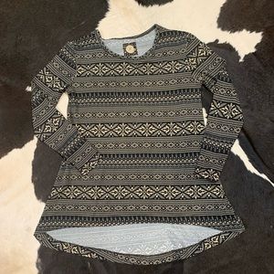 Long sleeve high-low shirt $12obo